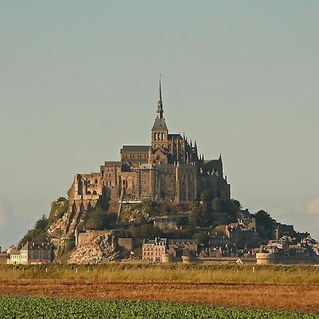 Gite A 1,9 Km Du Mont St Michel Бовуар Экстерьер фото